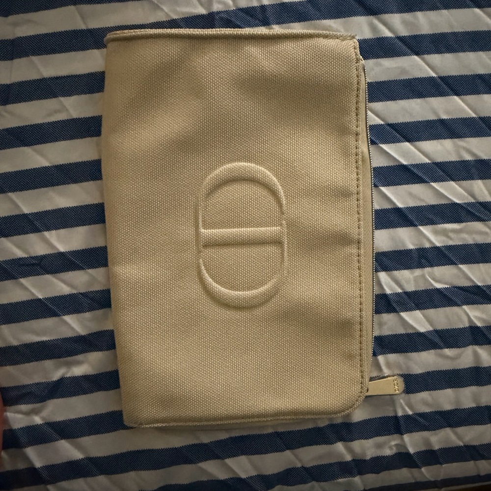 Dior Beauty Toiletry Pouch